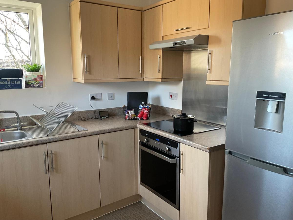 Simple 2-Bedroom 1.5 Bath Apartment In Thornhill Southampton Eksteriør bilde